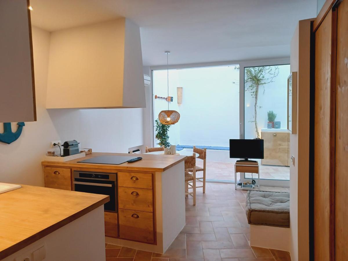 Apto En 1Ra Linea Carrer Les Voltes Parking Gratis Calella De Palafrugell Exteriör bild
